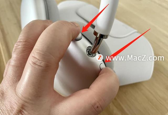 苹果蓝牙耳机怎么重启蓝牙设备(苹果蓝牙耳机打开教程)