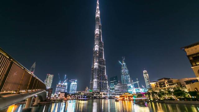 世界最高建筑排名最新(最高建筑十大排名)