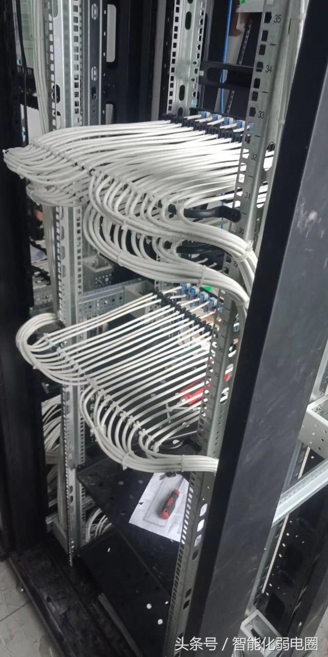 电脑怎么挂梯子上外网(网线高空架设方法)