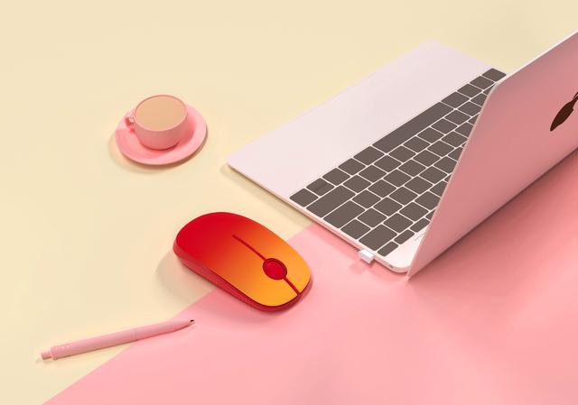 苹果无线鼠标怎么连电脑使用(苹果鼠标无线充电)