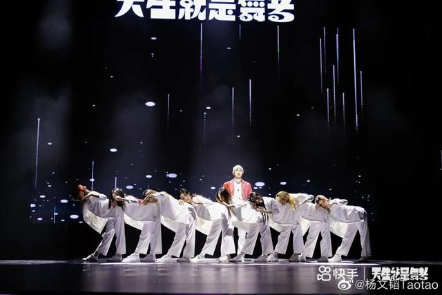 solo钢管舞蹈视频(个人slogan大全)