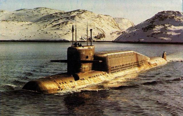 405核潜艇图片